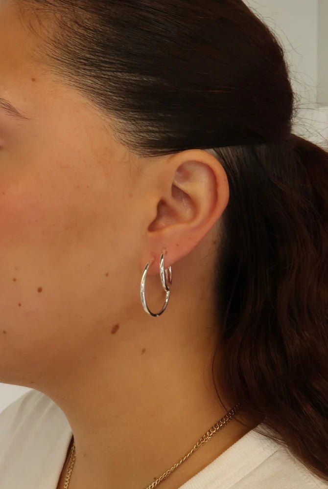 Deliah Hoop Medium - Silver earing Zafino Jewellery