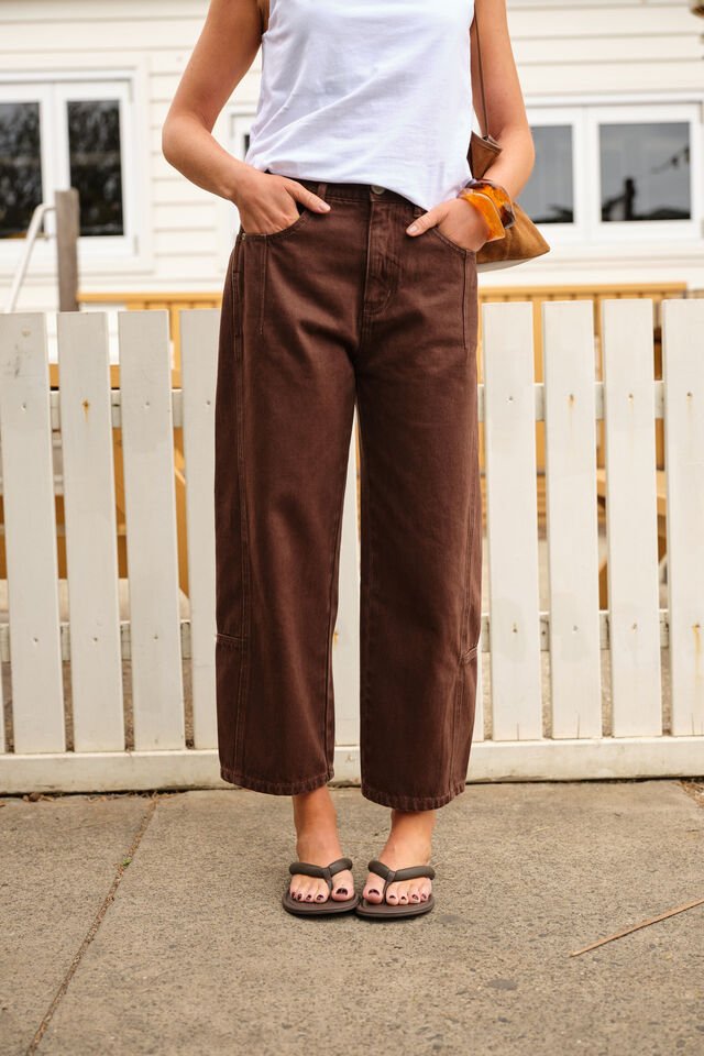 Demi Barrel Jean - Chocolate Ceres Life