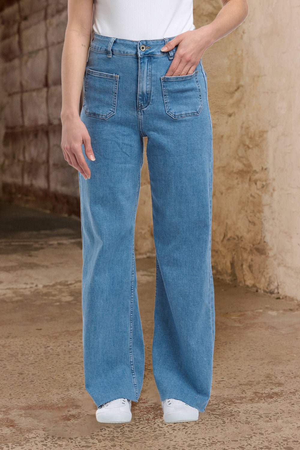 Eddie Jean - Light Wash - Stanleyandstone