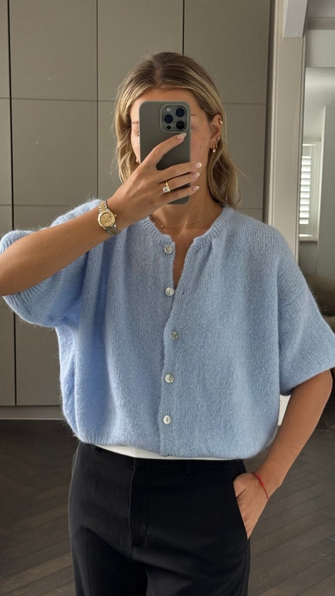 Emme Cardigan - Sky Charli