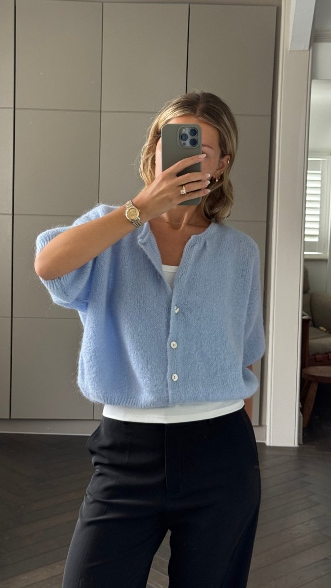 Emme Cardigan - Sky Charli