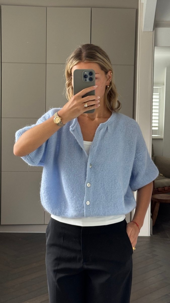 Emme Cardigan - Sky Charli