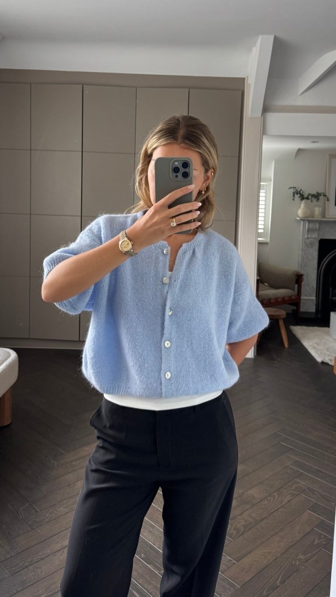 Emme Cardigan - Sky Charli