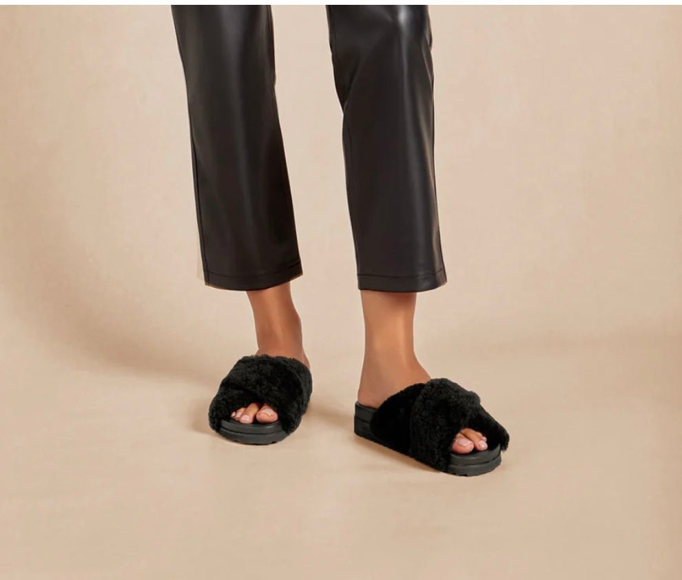 Frankie4 Black Shearling Rebel II FRANKIE4