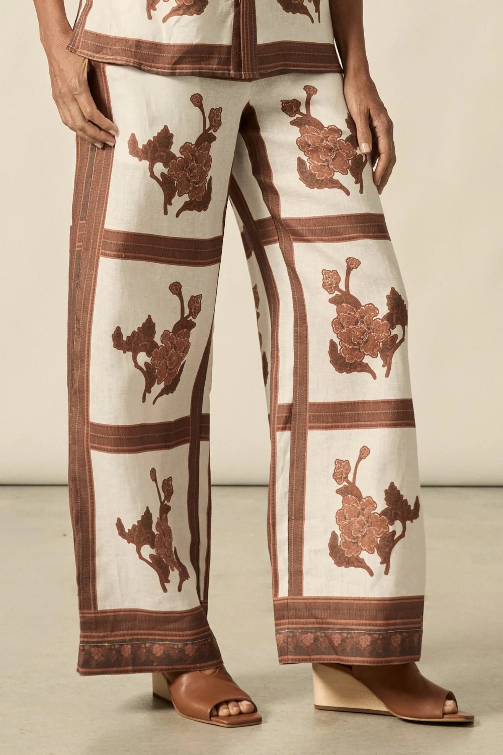Gesture Linen Print Pant - Coffee Collage pants Zoe Kratzmann