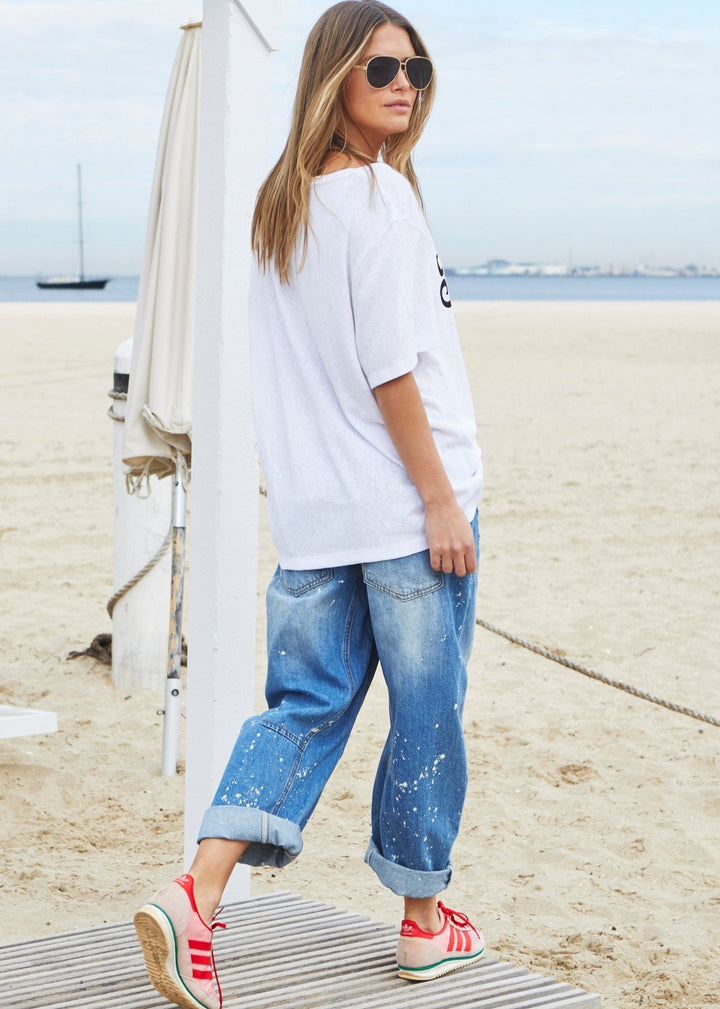 HAMMILL '74 LOGO V-NECK TEE - WHITE Tee shirt hammill & Co
