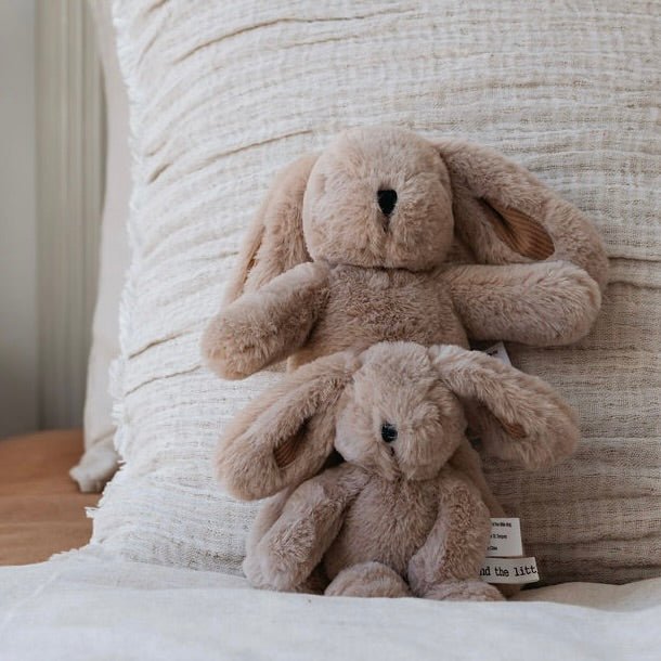 hugh rabbit -mini | plush toy And The Little Dog Laughed