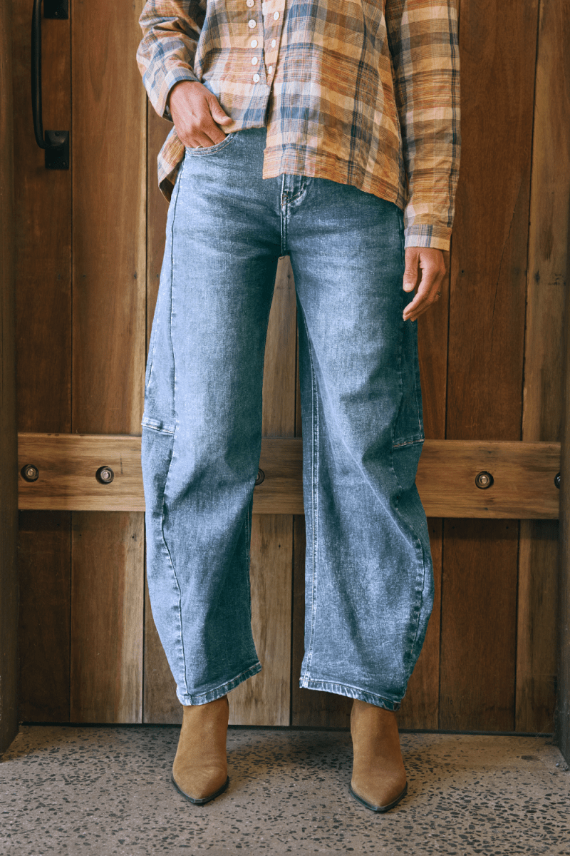 Idaho Barrel Jean - Mid Wash Denim Italian Star
