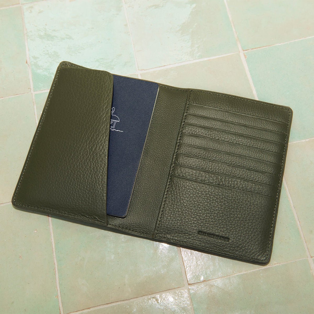 In Transit Passport Wallet - Khaki - Stanleyandstone