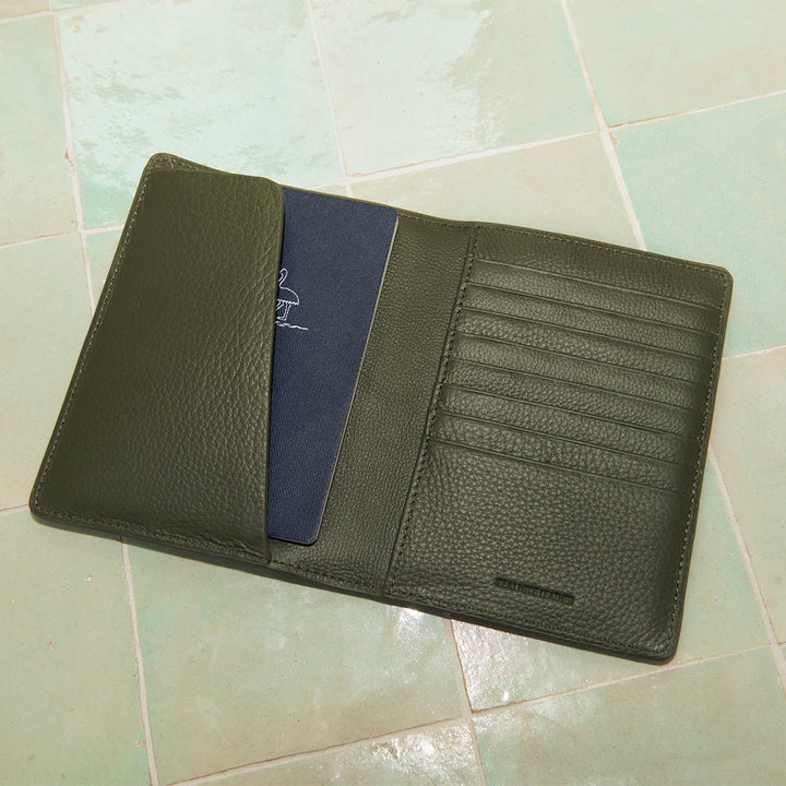 In Transit Passport Wallet - Khaki - Stanleyandstone