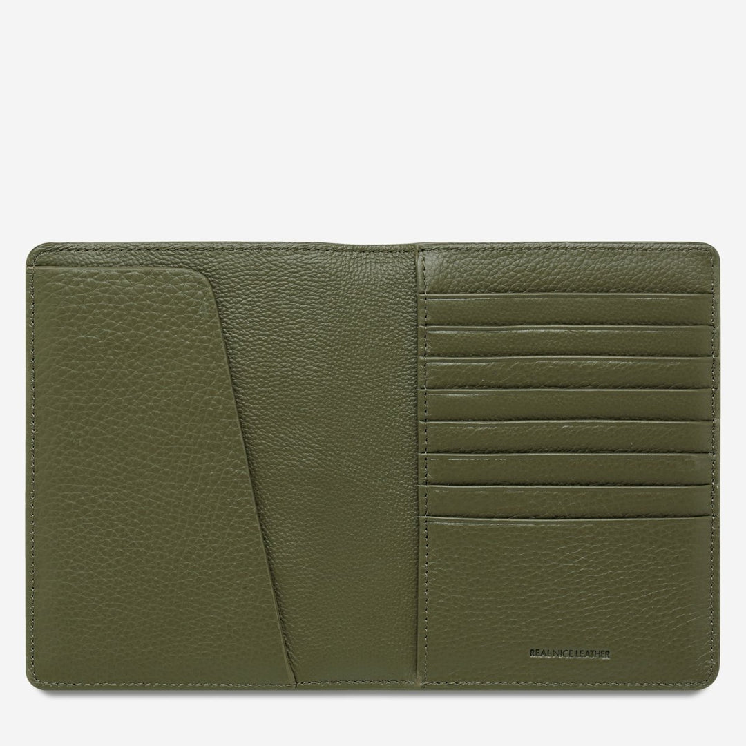 In Transit Passport Wallet - Khaki - Stanleyandstone