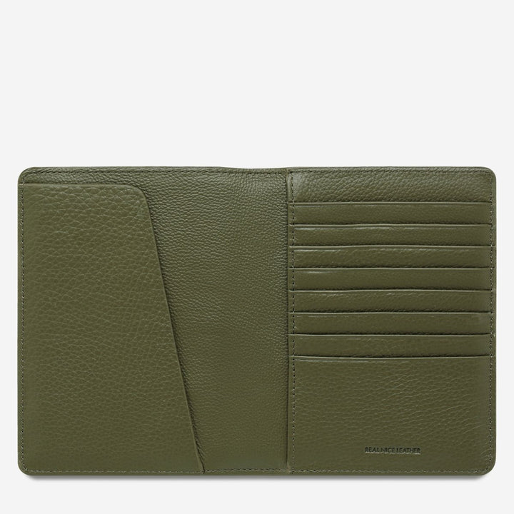 In Transit Passport Wallet - Khaki - Stanleyandstone