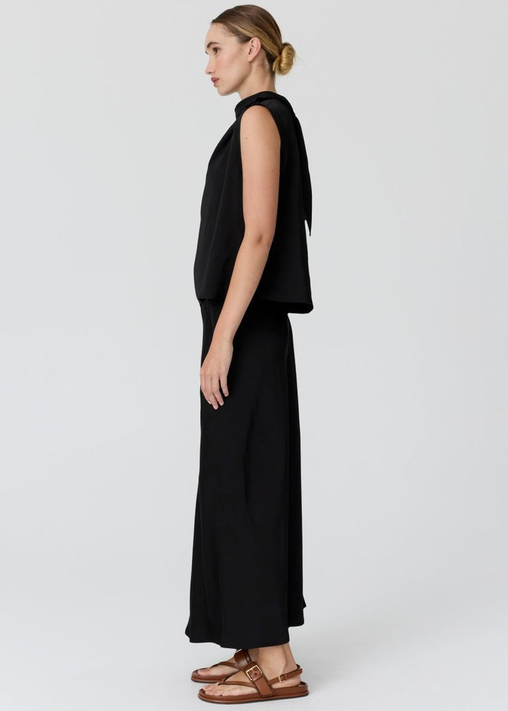 Innes Tie Neck Top - black - Stanleyandstone