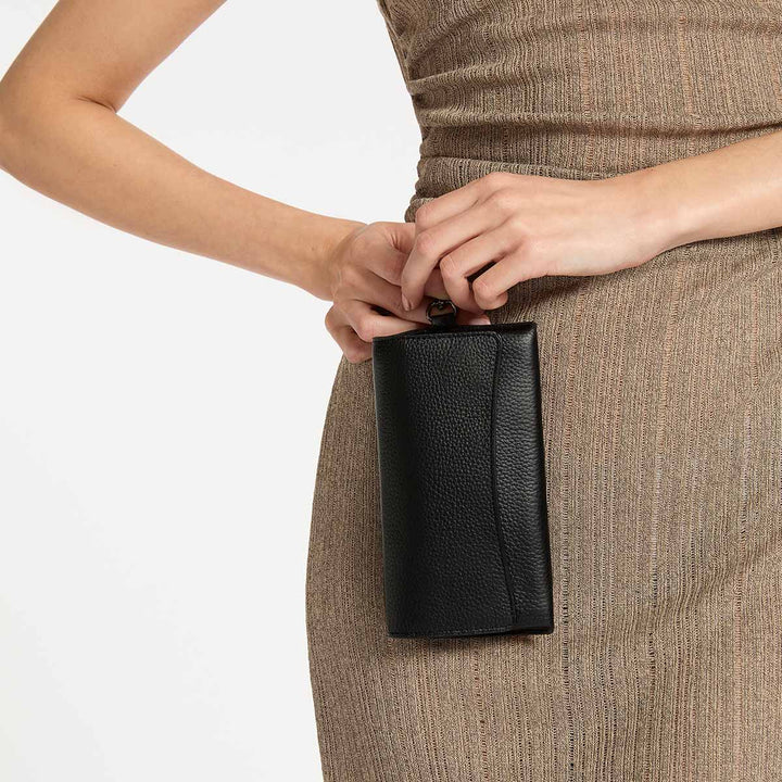 Into The Ether Sunglasses Case - Black - Stanleyandstone