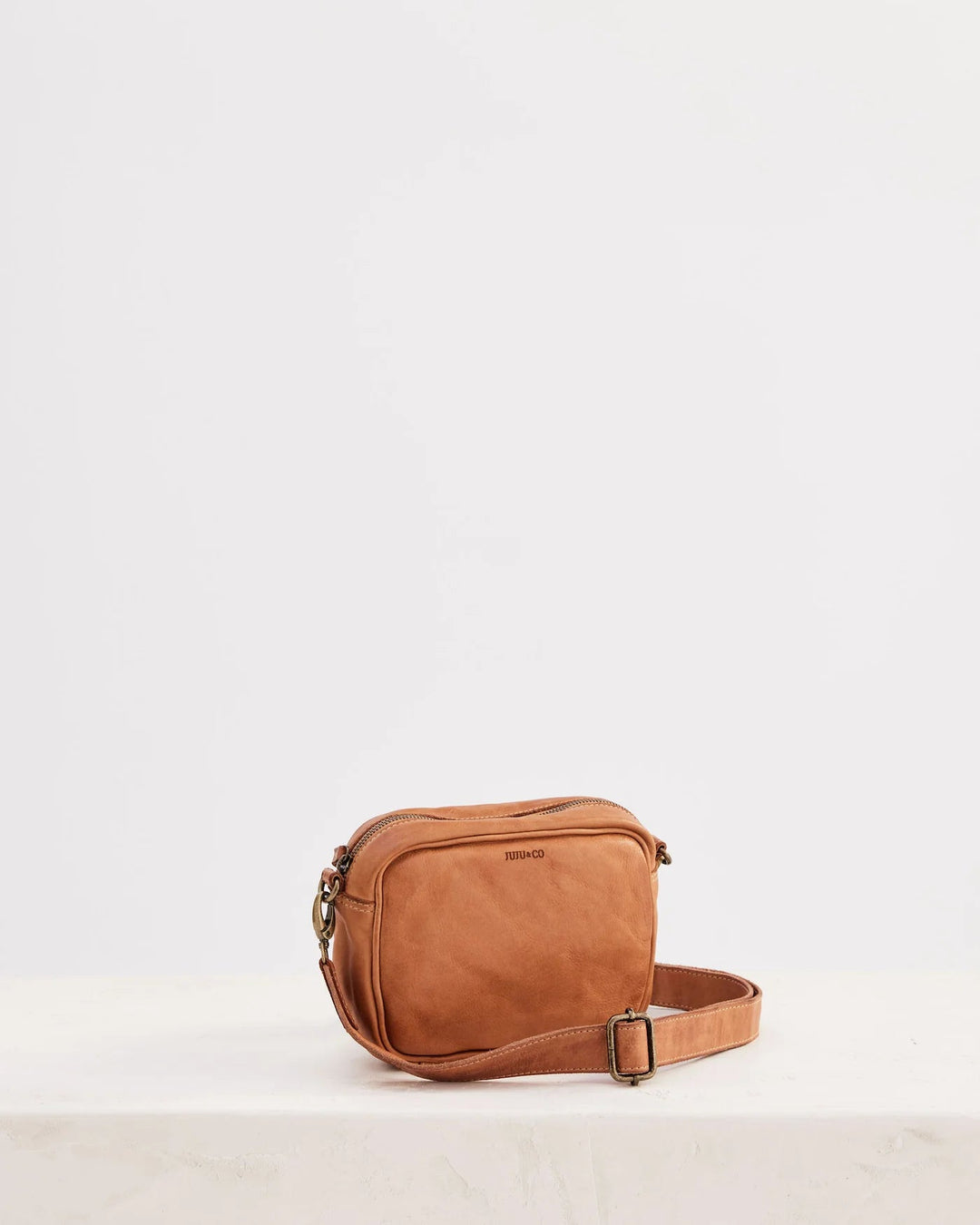 Juju Camera Crossbody - Tan Bags JuJu