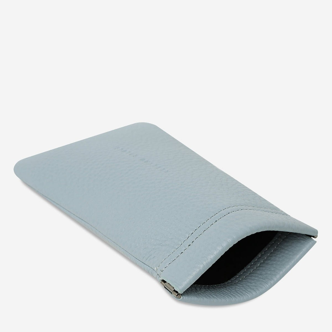 Keepsake Sunglasses Case - Powder Blue - Stanleyandstone