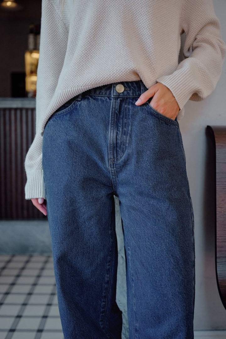 Leah Tapered Barrel Jean - Stanleyandstone