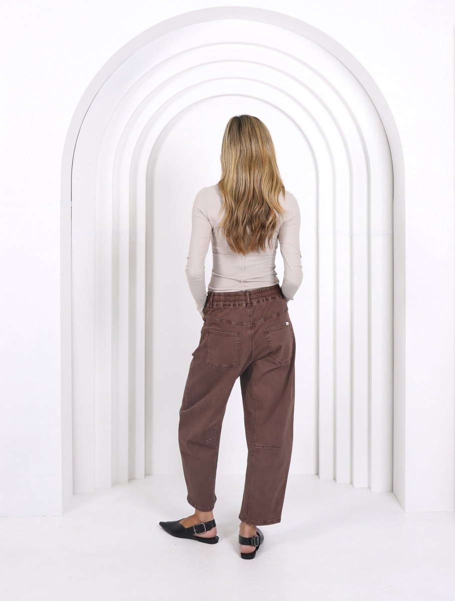 Leo Barrel Jeans - Chocolate Jean Monaco Jeans