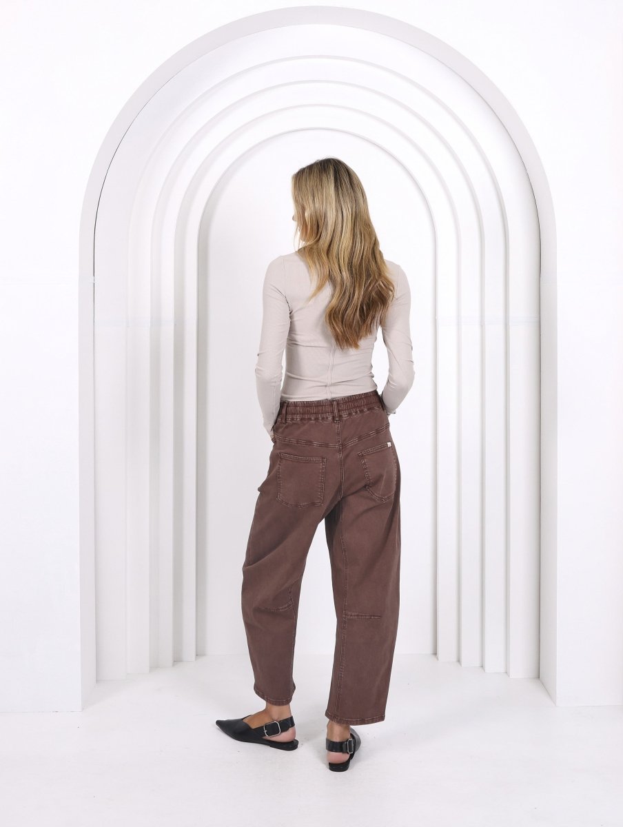 Leo Barrel Jeans - Chocolate Jean Monaco Jeans