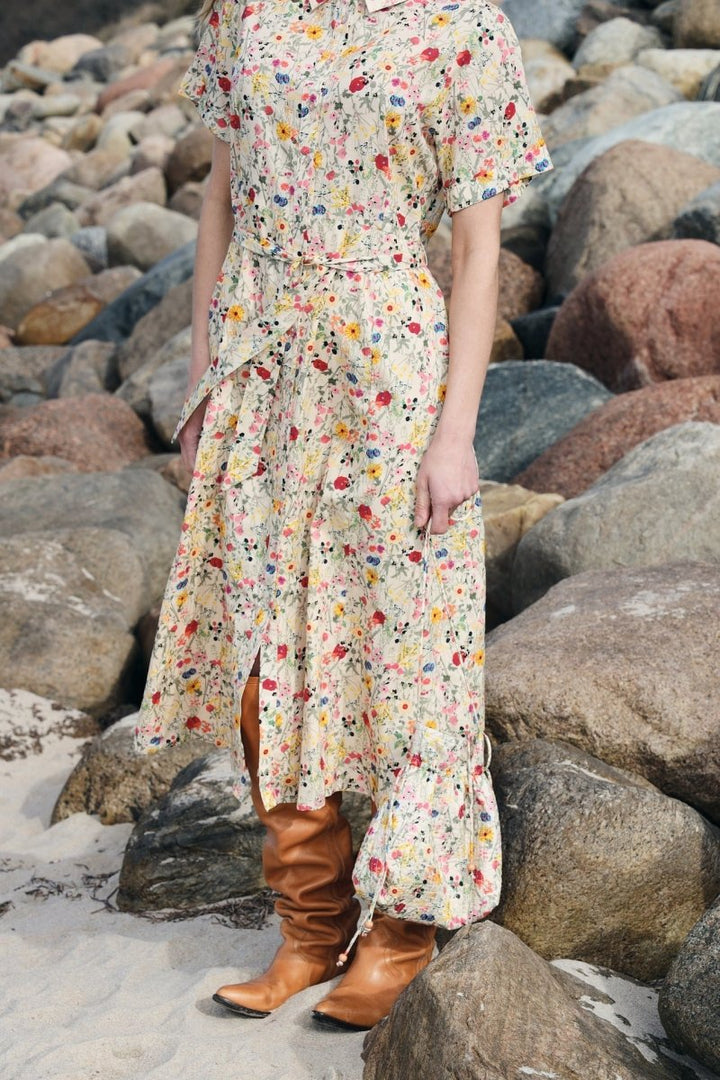 Lollys Laundry Blake Midi Dress - Flower Print - Stanleyandstone