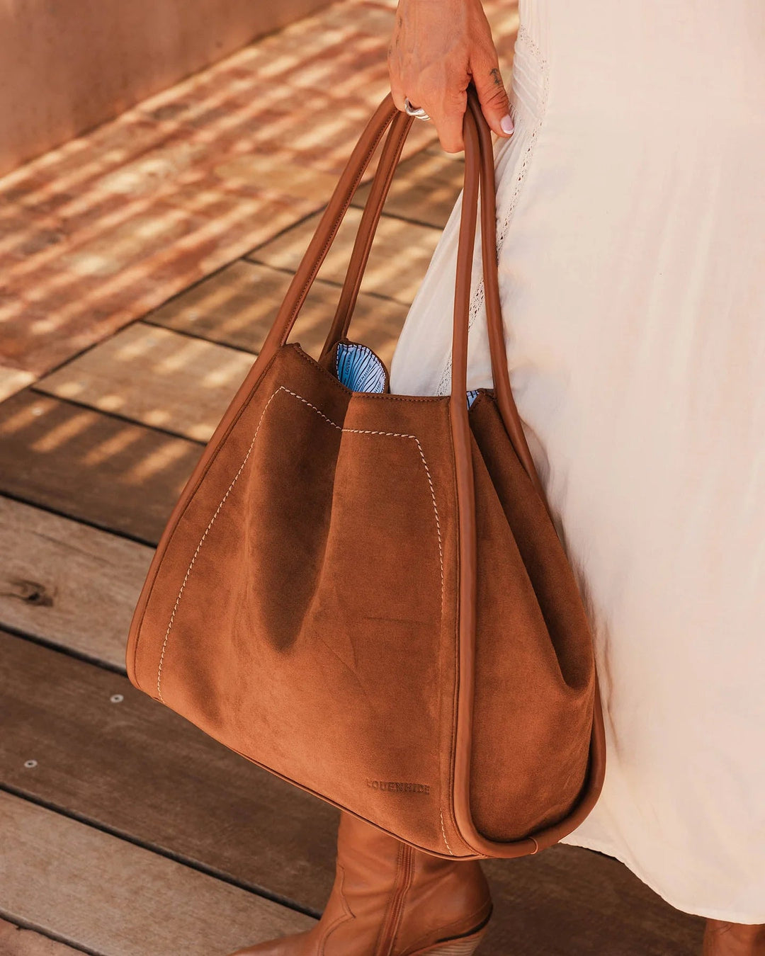 Louenhide - Sutton Shoulder Bag - Tan Handbag Louenhide