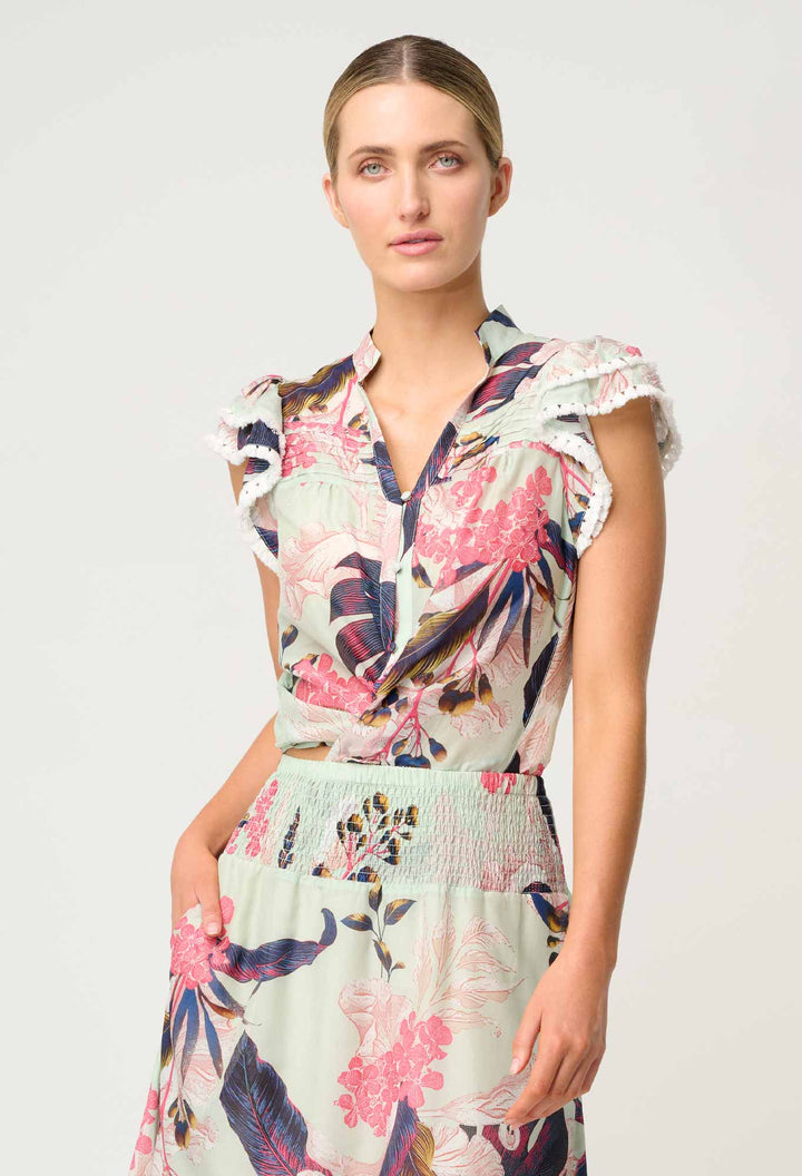 Luma Cotton Silk Flutter Sleeve Top in Oasis Flora - Stanleyandstone