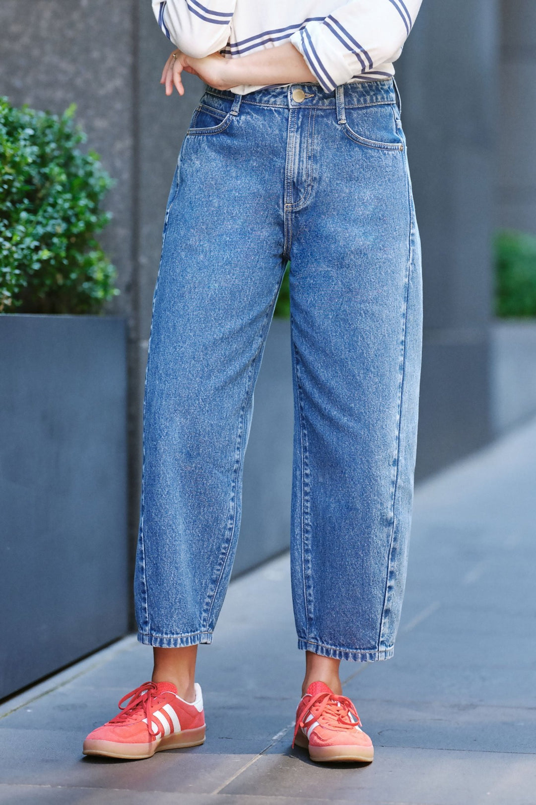 Maggie Tapered Barrel Jean Ceres Life