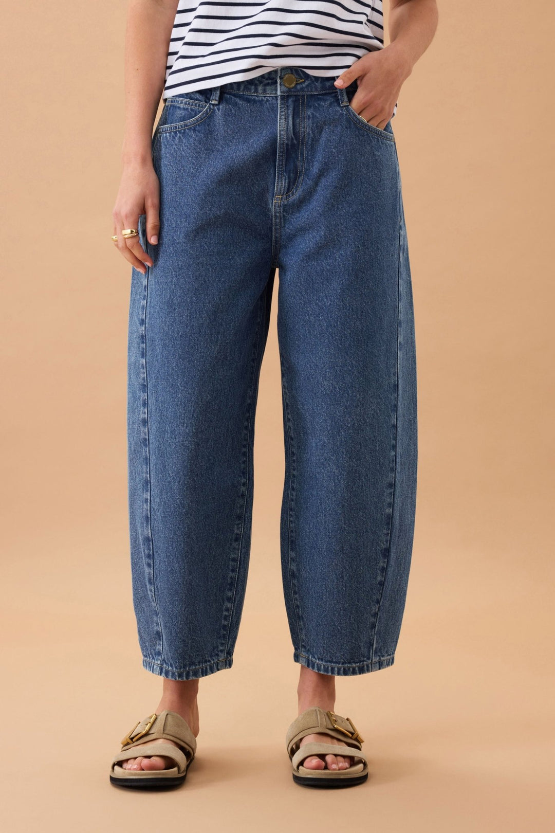 Maggie Tapered Barrel Jean Ceres Life