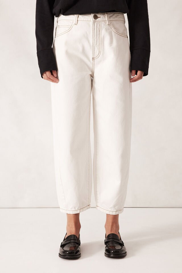 Maggie Tapered Barrel Jean - Stanleyandstone