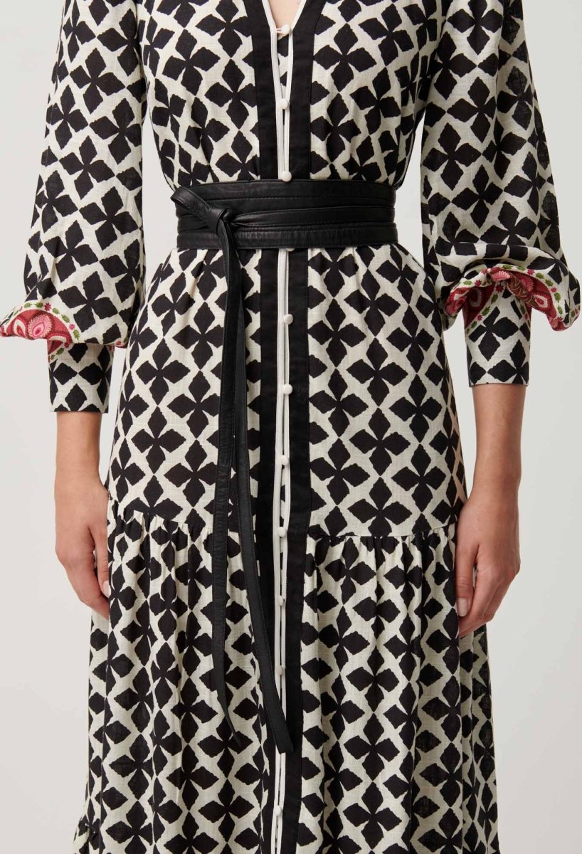 Milton Leather Belt in Black - Stanleyandstone