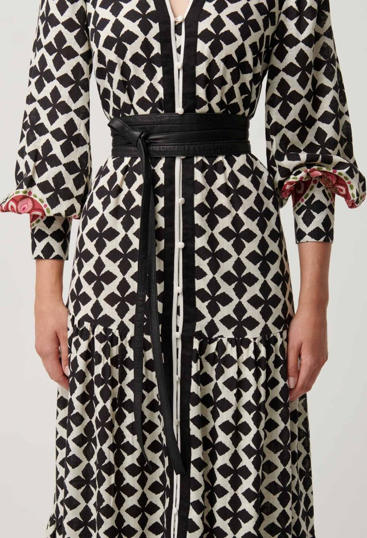 Milton Leather Belt in Black - Stanleyandstone