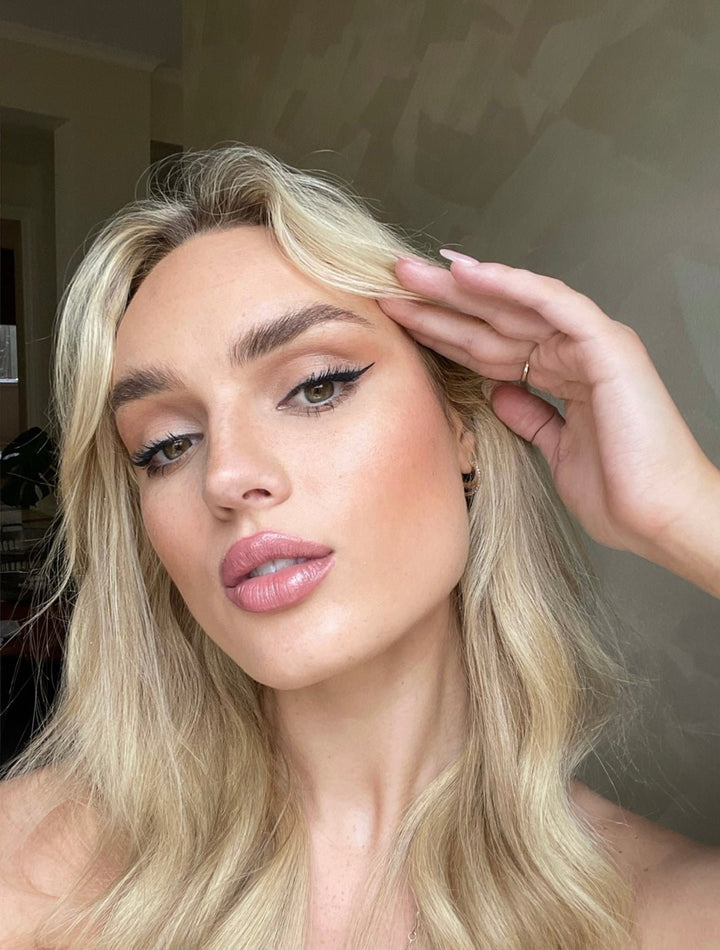 Miss Jacqui PINK LACE (Satin) SUZY lipsticks