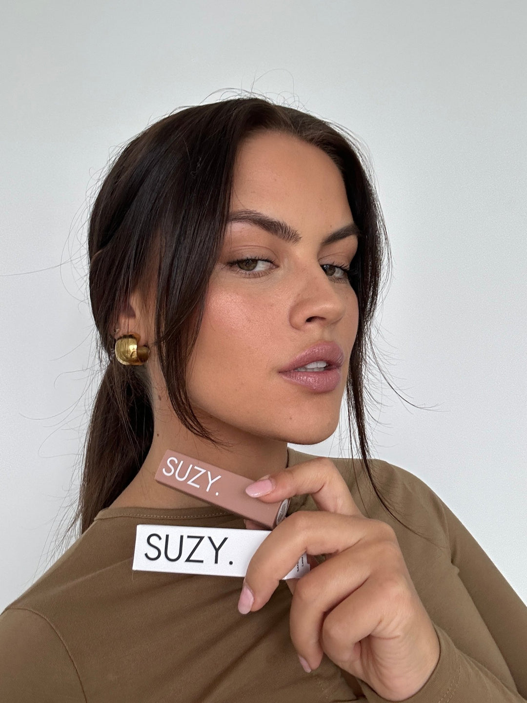 Miss Leah BABY COCOA (Satin) SUZY lipsticks