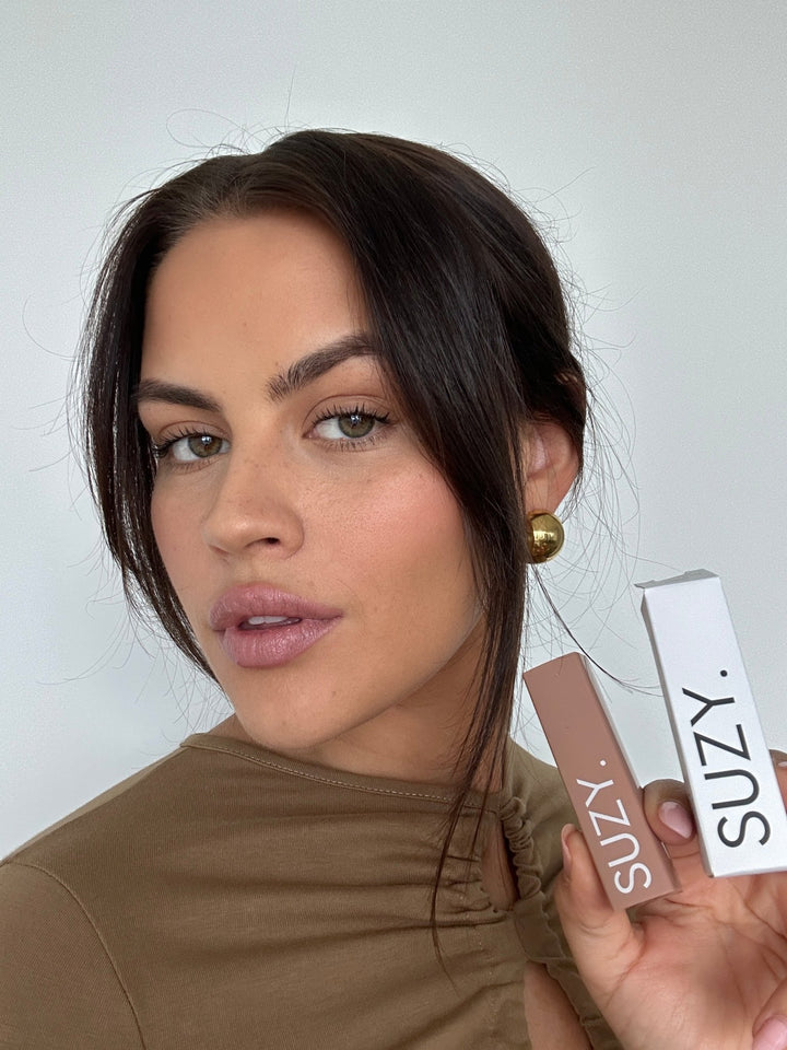 Miss Leah BABY COCOA (Satin) SUZY lipsticks