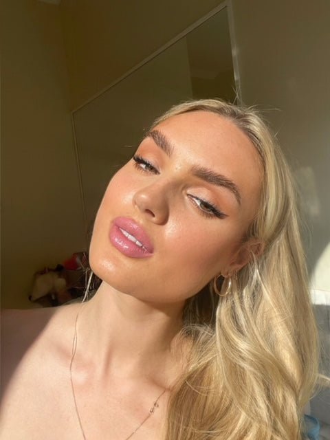 Miss Sophia LILAC (Satin) SUZY lipsticks