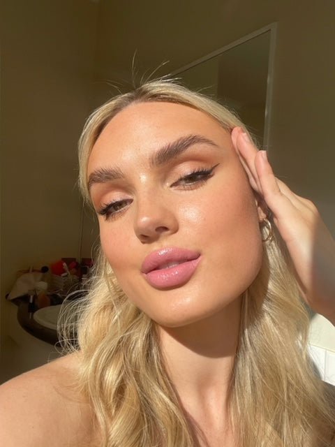 Miss Sophia LILAC (Satin) SUZY lipsticks