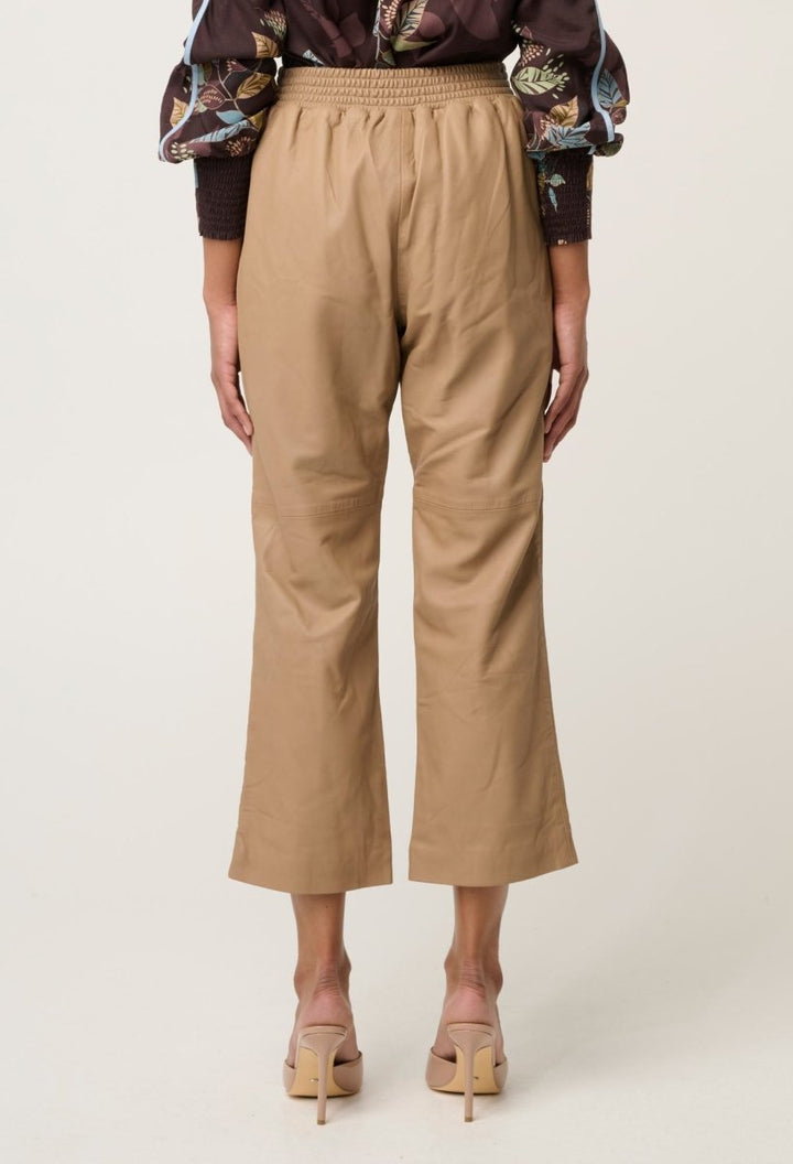 Montoya Leather Elasticated Straight Leg Pant in Wheat Leather Ocean