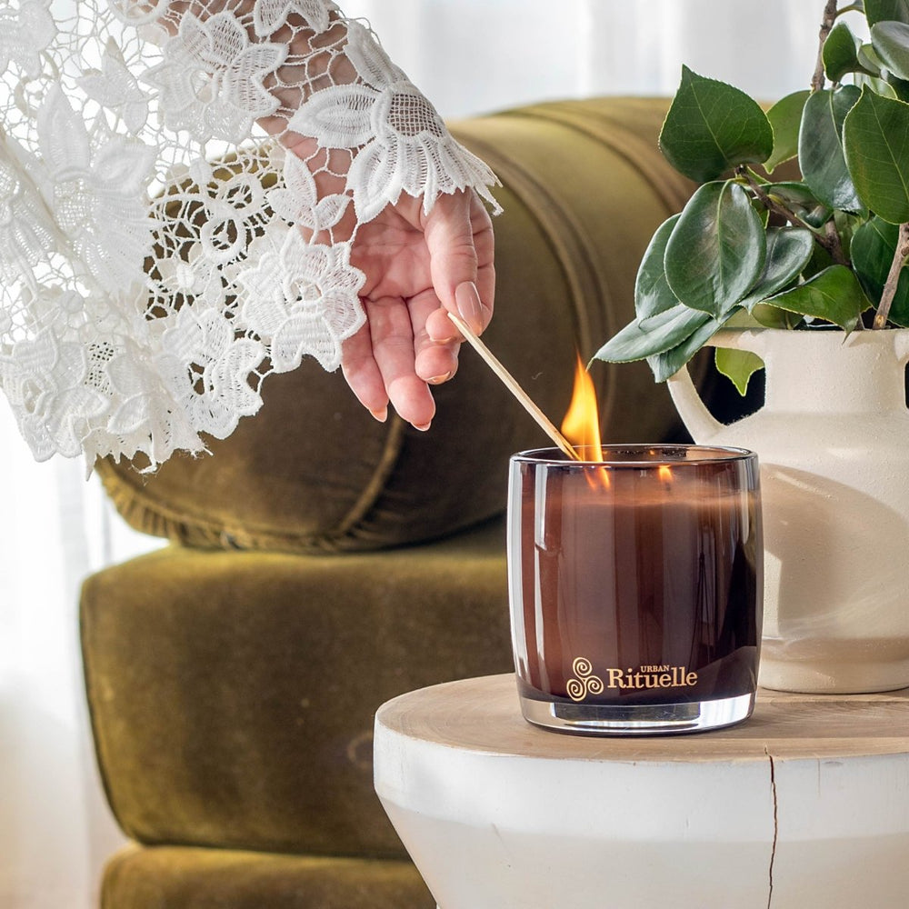 Nectarine, Honey Blossom, Bergamot, Vetiver<br> Scented Soy Candle | 400gm Urban Rituelle