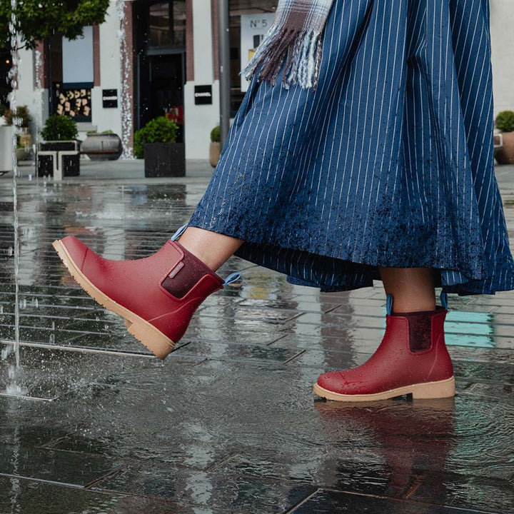 *NEW * Bobbi Ankle Boot // Brick Red Merry People