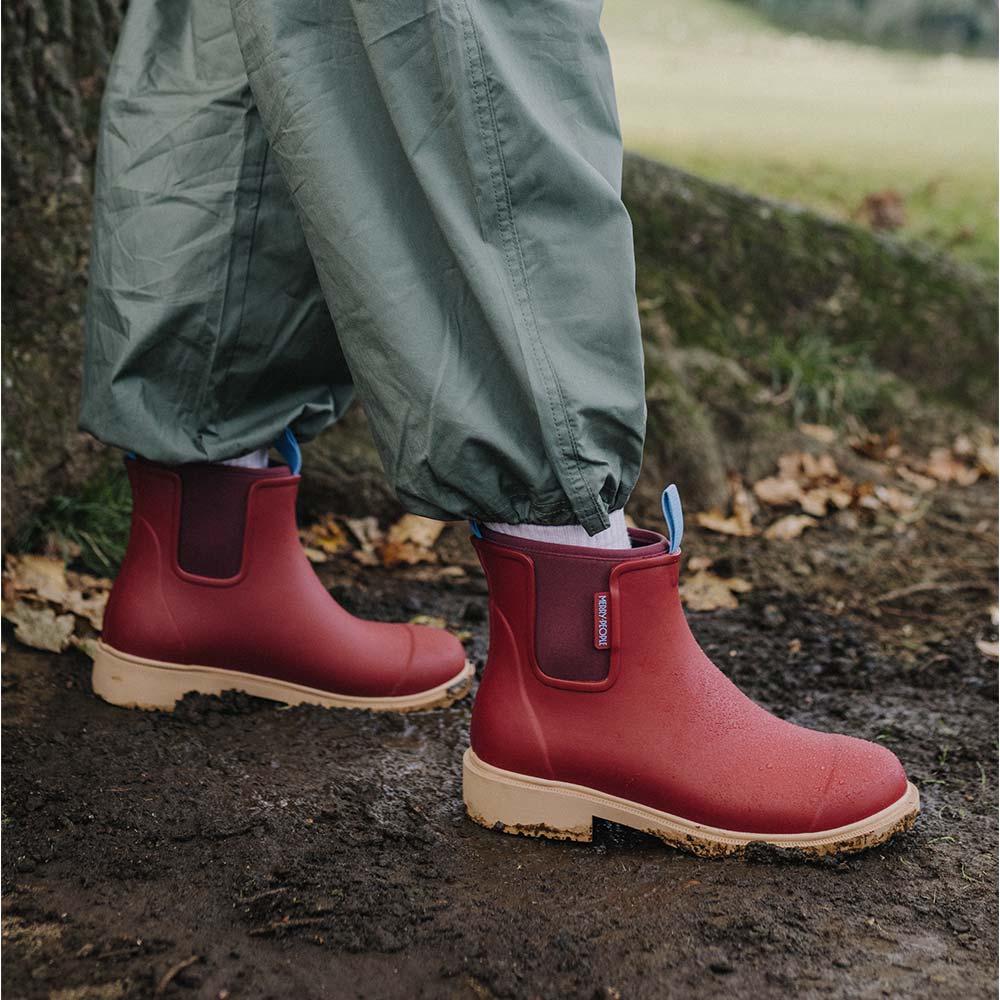 *NEW * Bobbi Ankle Boot // Brick Red Merry People