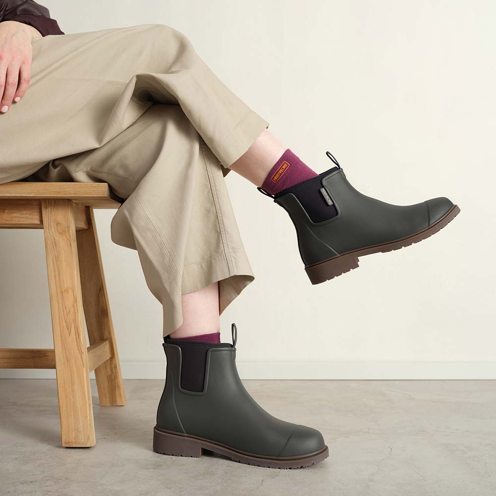 NEW * Bobbi Ankle Boot // Charcoal Gumboot Merry People
