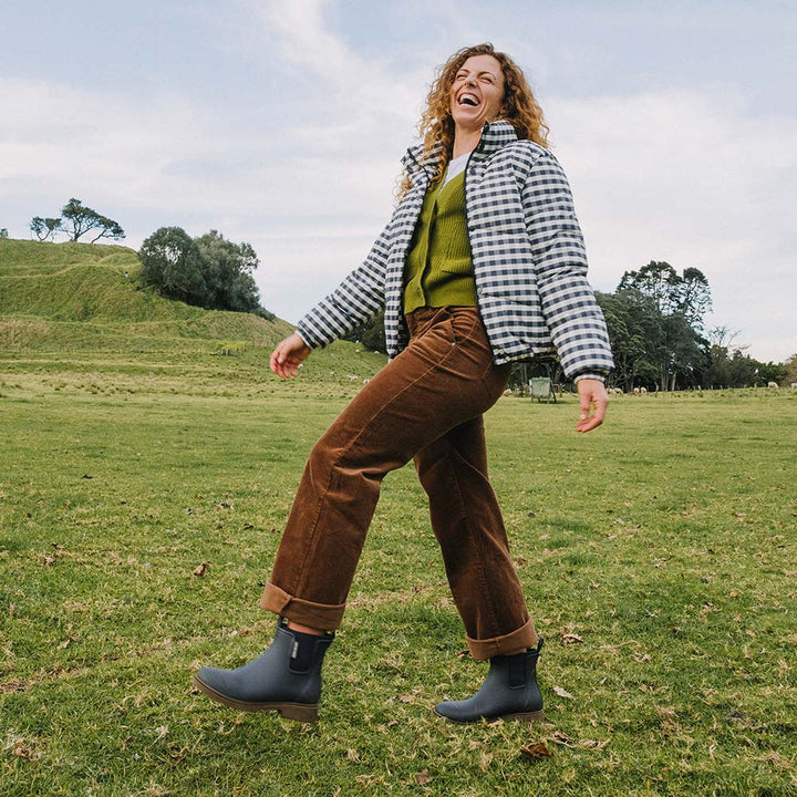 NEW * Bobbi Ankle Boot // Charcoal Gumboot Merry People