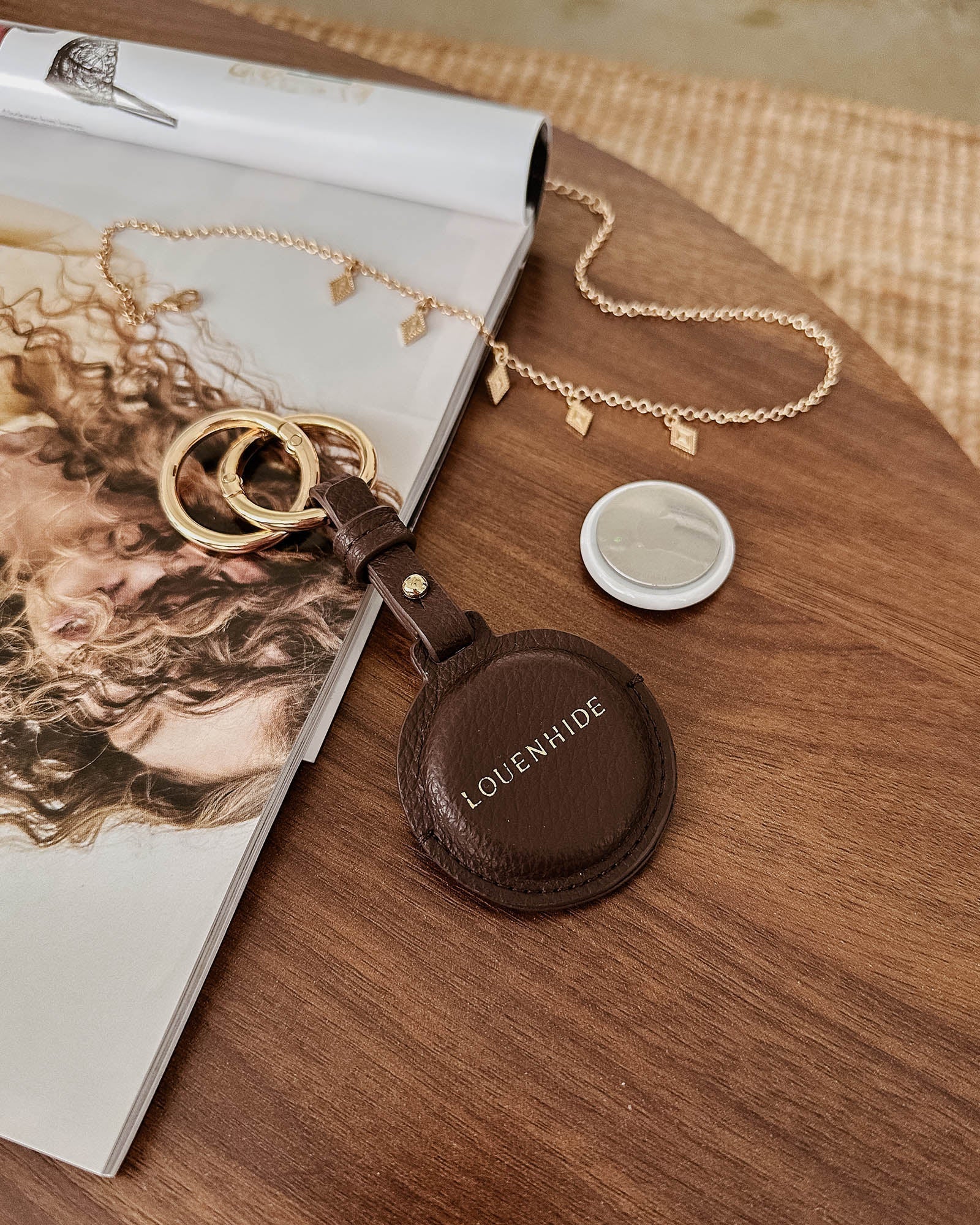 Opal Airtag Case - Chocolate bag accessories Louenhide