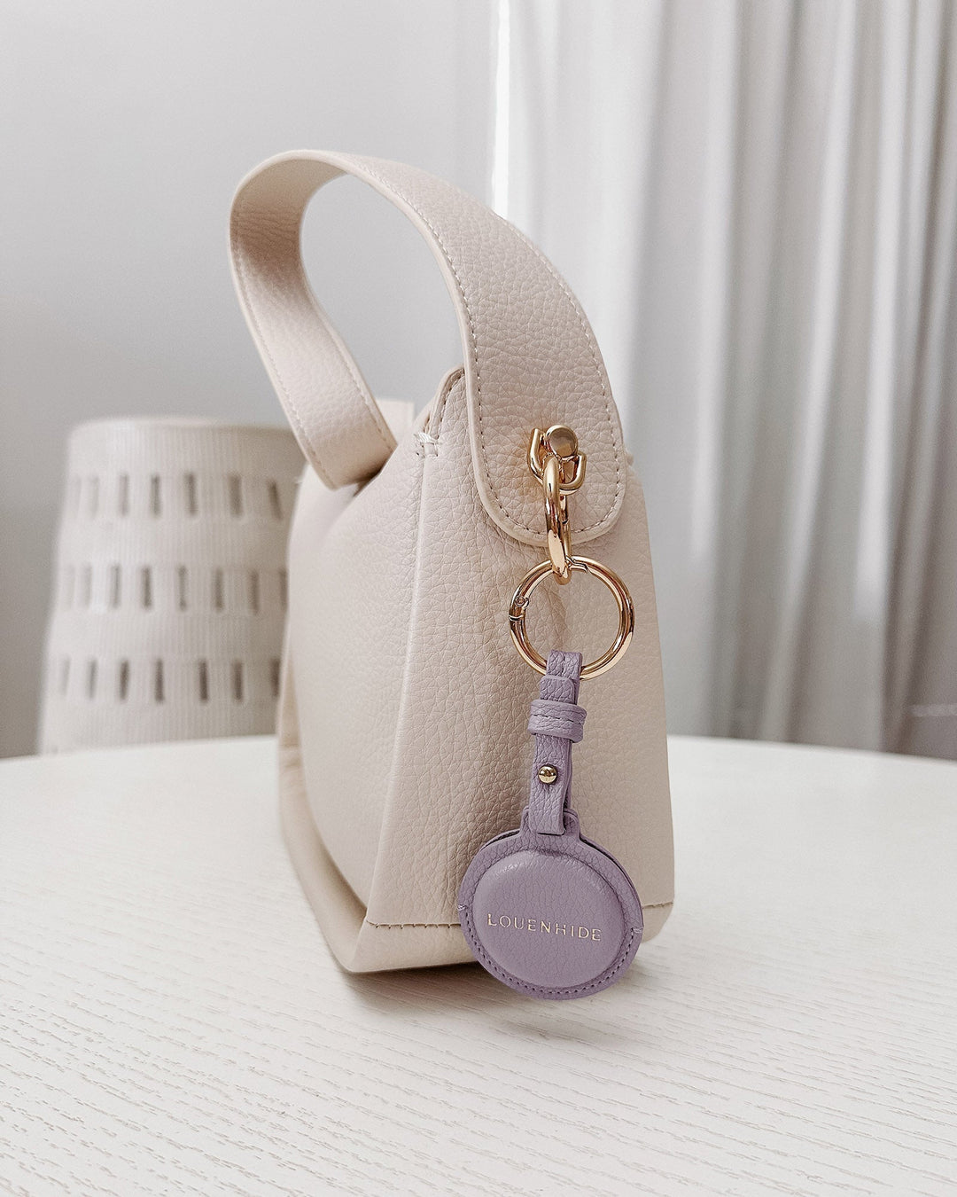 Opal Airtag Case - Lilac bag accessories Louenhide