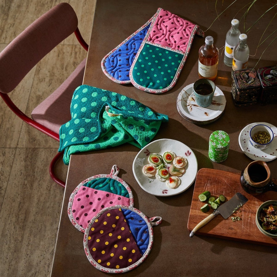 Paige Tea Towel - Verdant Sage &amp; Clare