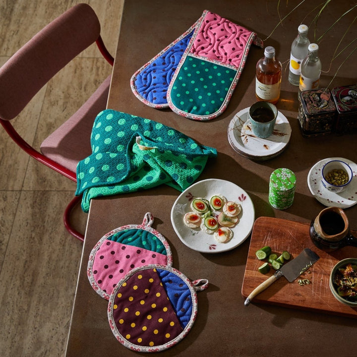 Paige Tea Towel - Verdant Sage &amp; Clare