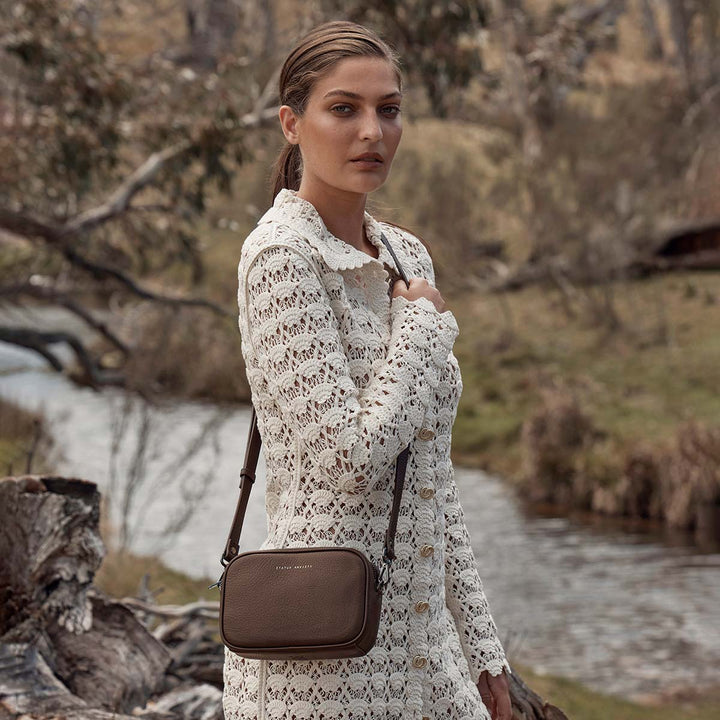 Plunder Bag - Cocoa Handbag Status Anxiety