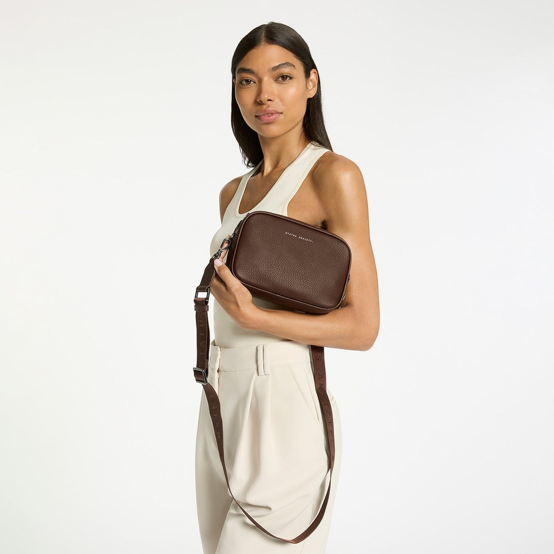 Plunder Bag With Webbed Strap - Cocoa Handbag Status Anxiety