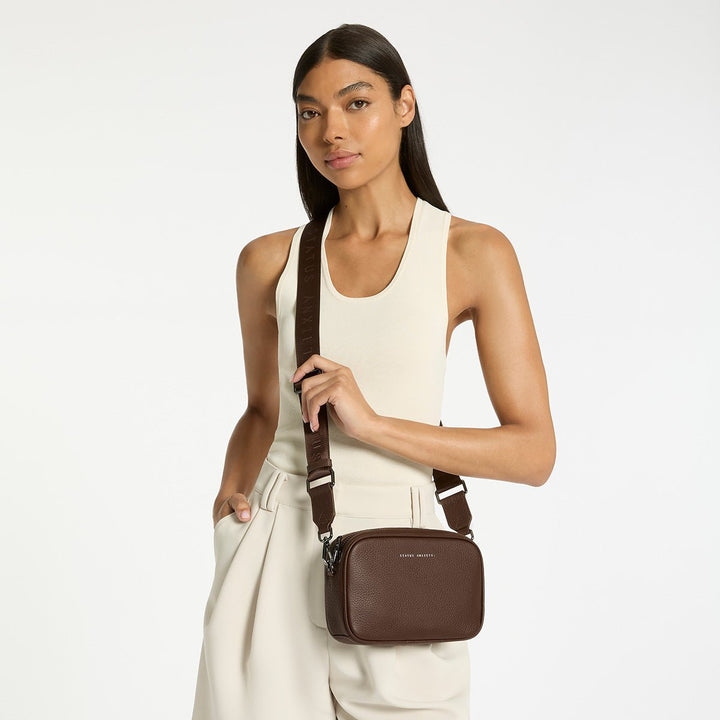 Plunder Bag With Webbed Strap - Cocoa Handbag Status Anxiety
