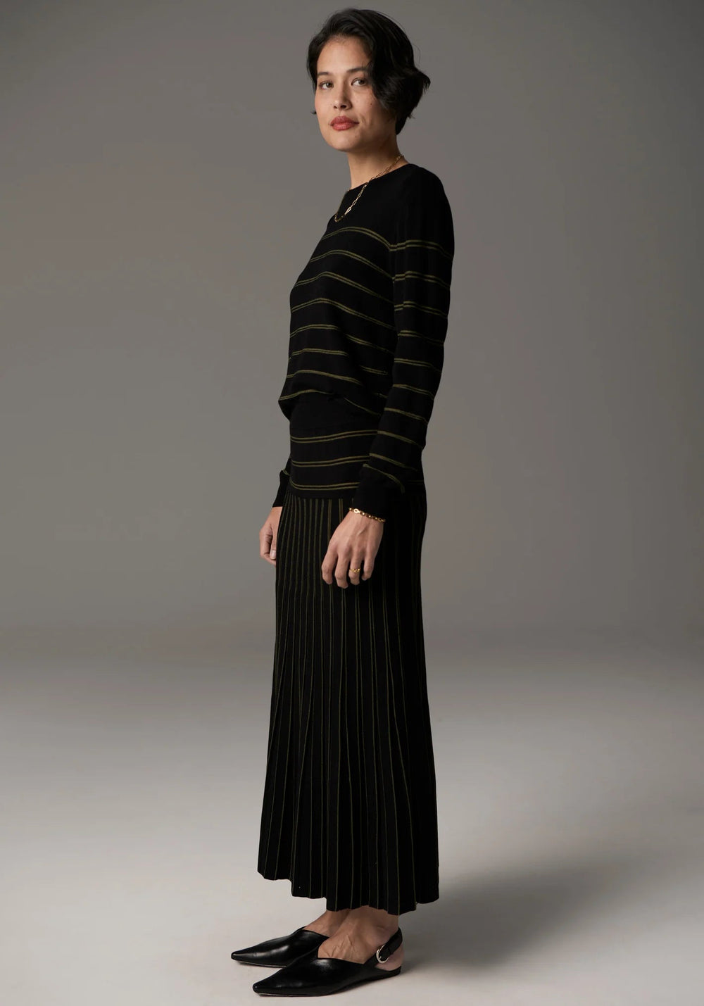 POL Gizelle Pleat Skirt - Black / Khaki knit POL